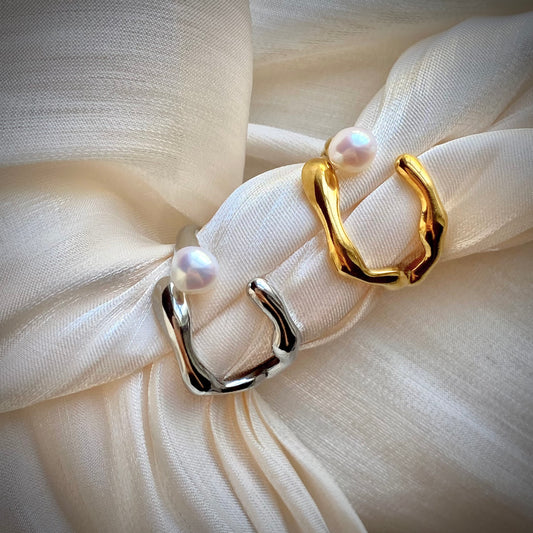 Artisan Elegance: Keshi Pearl Ring