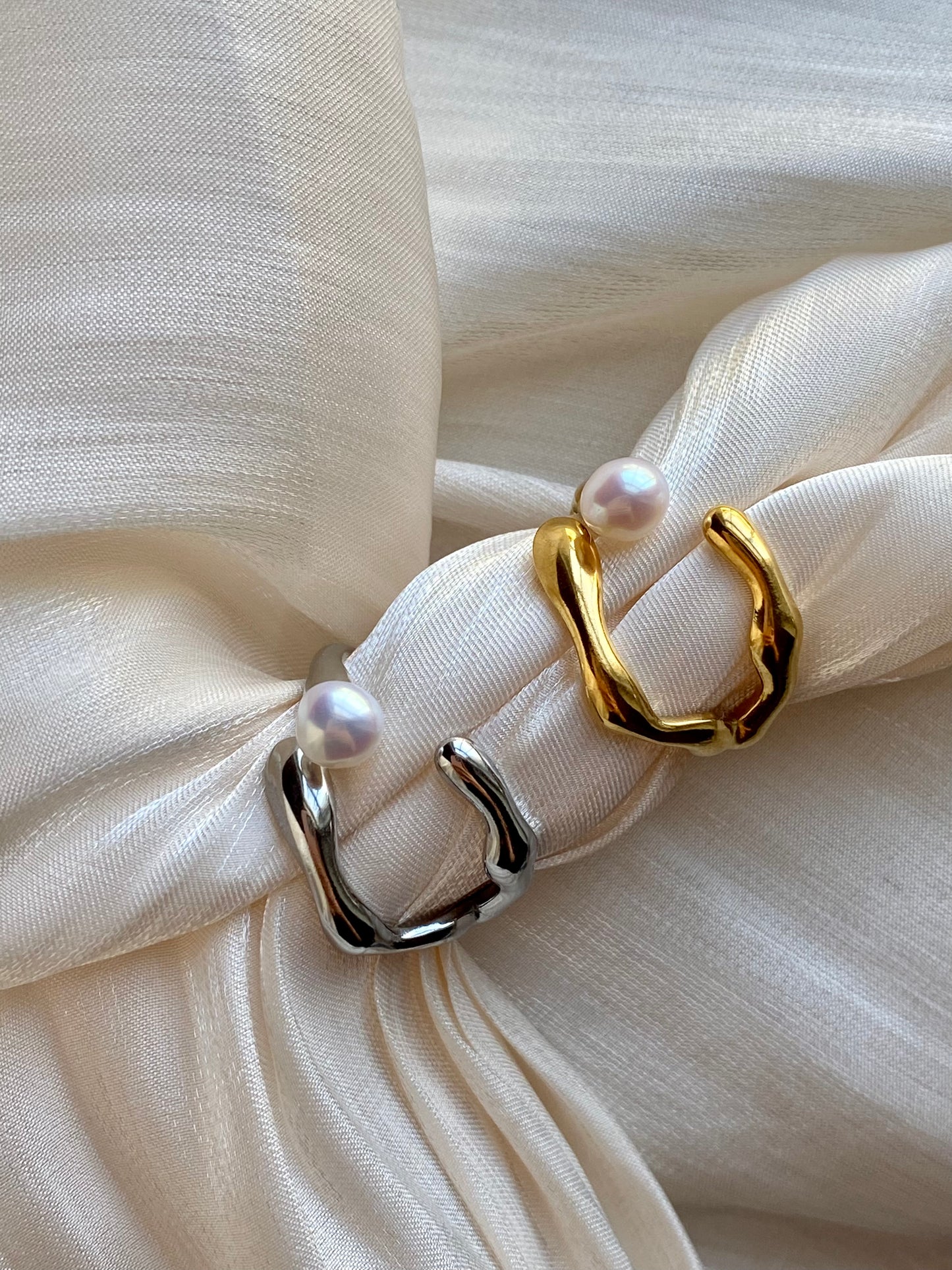 Artisan Elegance: Keshi Pearl Ring